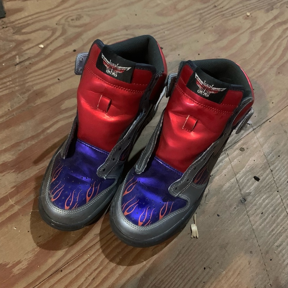 Rare Nike Shoes - Picture 4 of 5